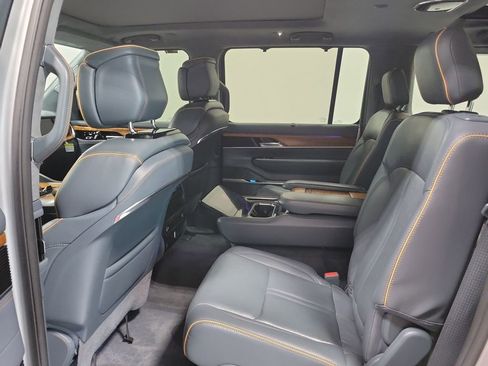 Used 2022 Jeep Grand Wagoneer Series II w/ Convenience Group III image 29