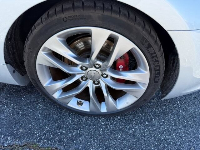Used 2016 Hyundai Genesis Coupe 3.8 RWD image 7