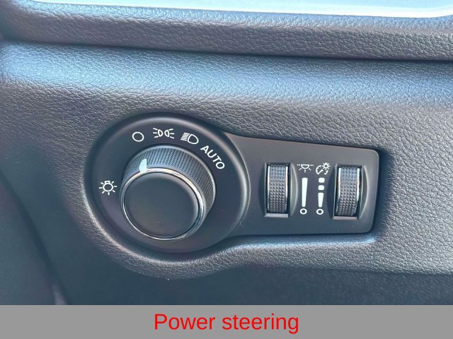 New 2027 Chrysler Pacifica Select AWD/4WD image 23