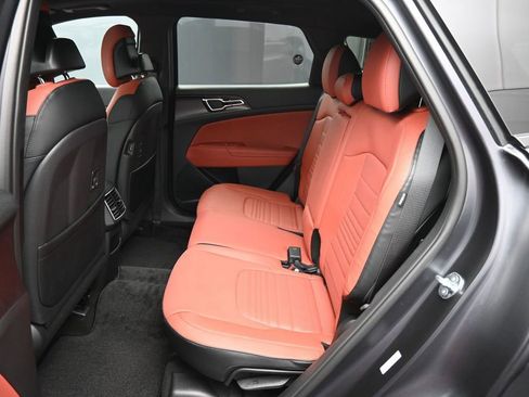 New 2026 Kia Sportage SX FWD image 21