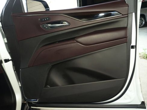 Used 2023 Cadillac Escalade Sport Platinum w/ LPO, ONYX Package RWD image 29