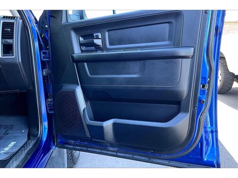 Used 2019 RAM 1500 Express w/ Wheel & Sound Group AWD/4WD image 19