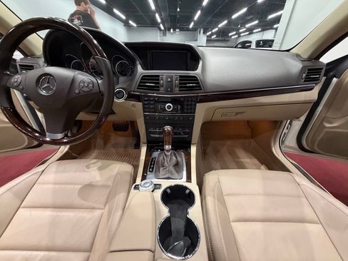 Used 2011 Mercedes-Benz E 350 Cabriolet image 28