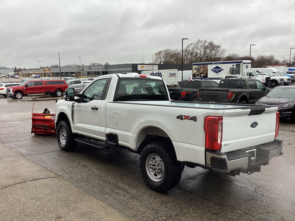 New 2026 Ford F350 XL w/ XL Off-Road Package AWD/4WD image 4