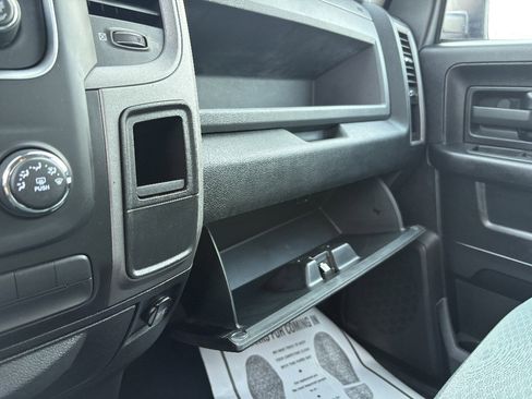 Used 2014 RAM 1500 Express image 36