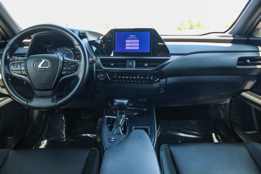 Certified 2024 Lexus UX 250h FWD image 13