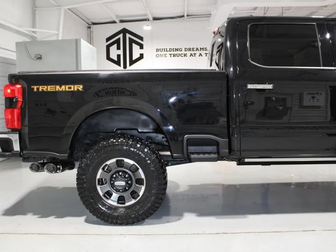 Used 2023 Ford F250 King Ranch w/ Tremor Off-Road Package AWD/4WD image 16