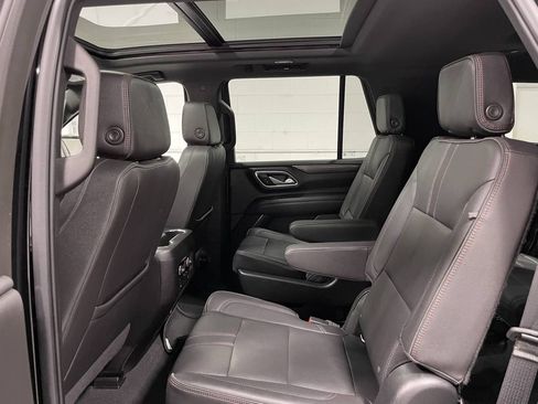 Used 2022 Chevrolet Tahoe RST w/ Sport Performance Package AWD/4WD image 17