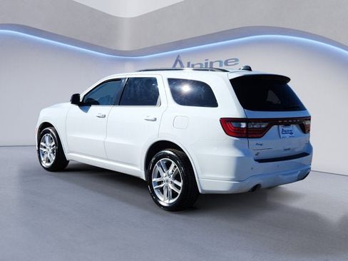 Used 2023 Dodge Durango GT image 3