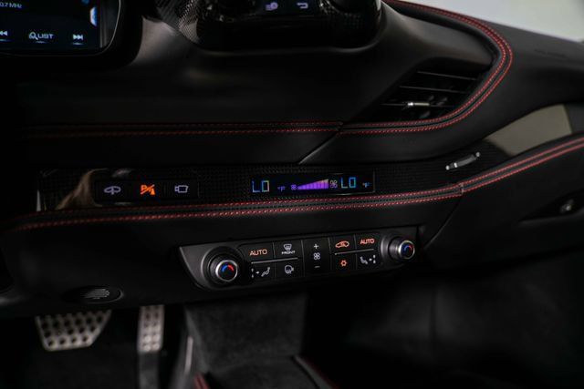 Used 2022 Ferrari F8 Tributo RWD image 20