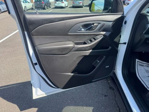 Used 2019 Chevrolet Traverse Premier w/ Redline Edition AWD/4WD image 33