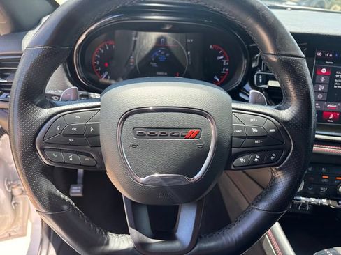 Used 2024 Dodge Durango GT RWD image 18