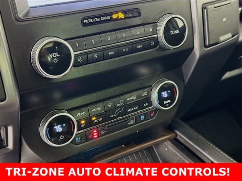 Used 2019 Ford Expedition Platinum image 21