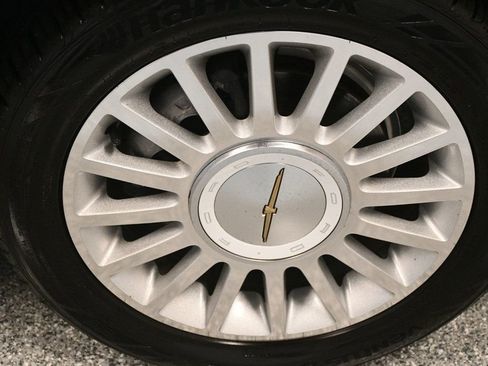 Used 2004 Ford Thunderbird RWD image 19