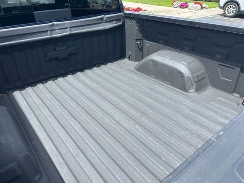 Used 2022 Chevrolet Silverado 1500 RST w/ Convenience Package II image 18