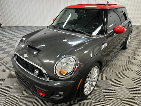 Used 2013 MINI Cooper S image 3