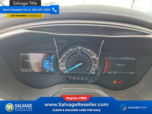 Used 2017 Ford Fusion SE w/ Fusion SE Technology Package FWD image 12