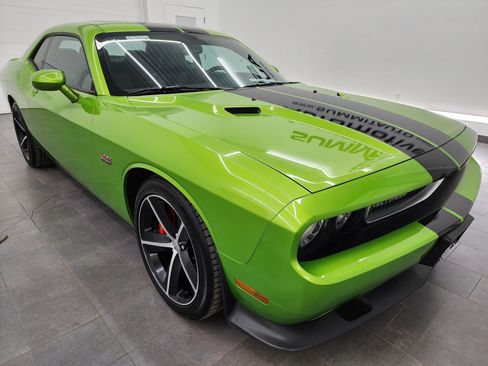 Used 2011 Dodge Challenger SRT8 w/ Green w/Envy Group image 57