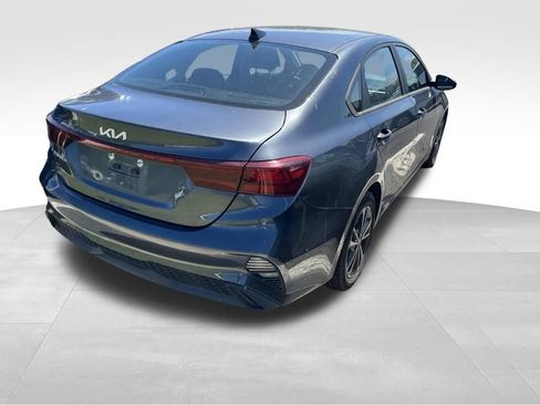 Used 2023 Kia Forte LXS FWD image 13