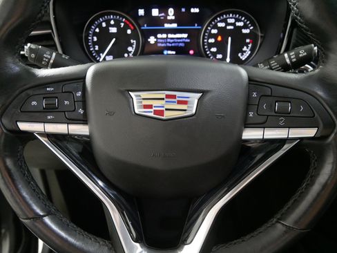 Used 2023 Cadillac XT6 Premium Luxury w/ Technology Package AWD/4WD image 25