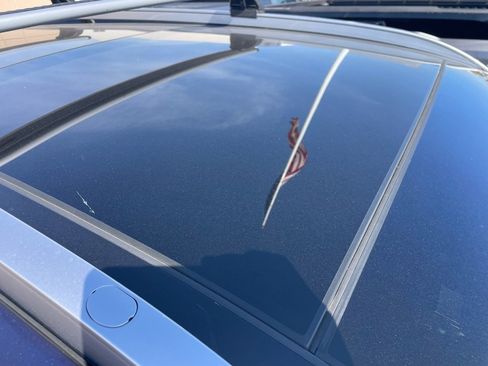 Certified 2023 Hyundai Santa Fe SEL w/ Premium Package image 11