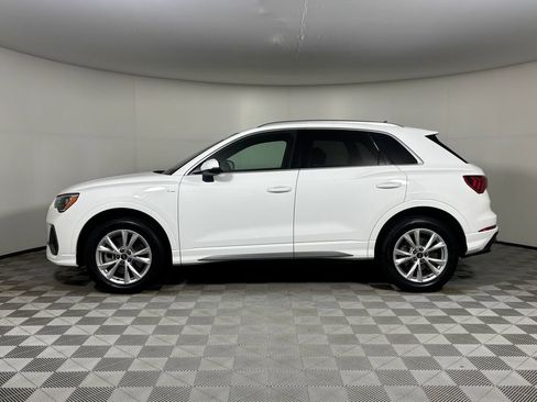 Used 2022 Audi Q3 2.0T Premium AWD/4WD image 4