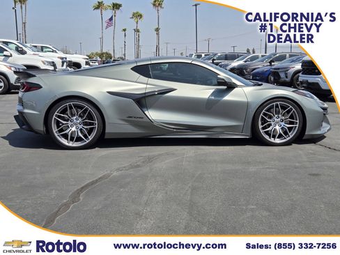 Used 2023 Chevrolet Corvette Z06 RWD image 8