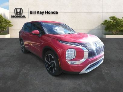 Used 2024 Mitsubishi Outlander SE