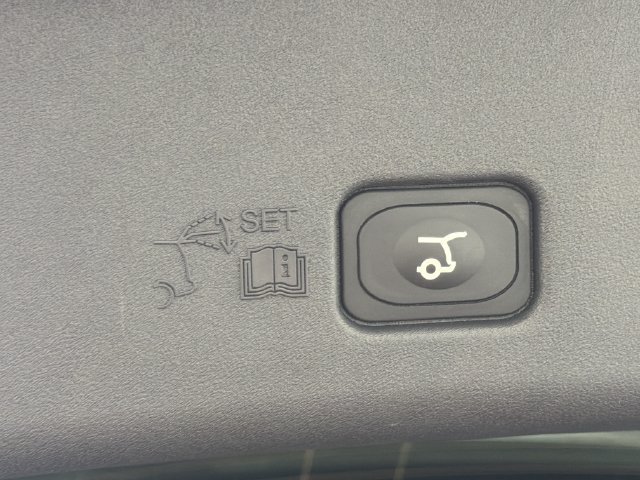 Used 2026 Lincoln Nautilus Reserve AWD/4WD image 28