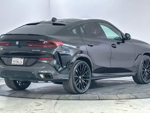Used 2023 BMW X6 xDrive40i w/ M Sport Package image 2