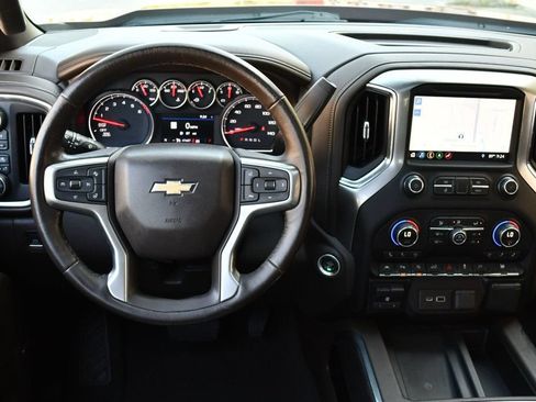 Used 2019 Chevrolet Silverado 1500 LTZ w/ LTZ Premium Package AWD/4WD image 48