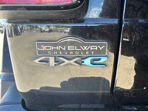 Used 2024 Jeep Wrangler Unlimited AWD/4WD image 18
