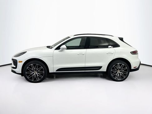 Used 2026 Porsche Macan AWD/4WD image 2