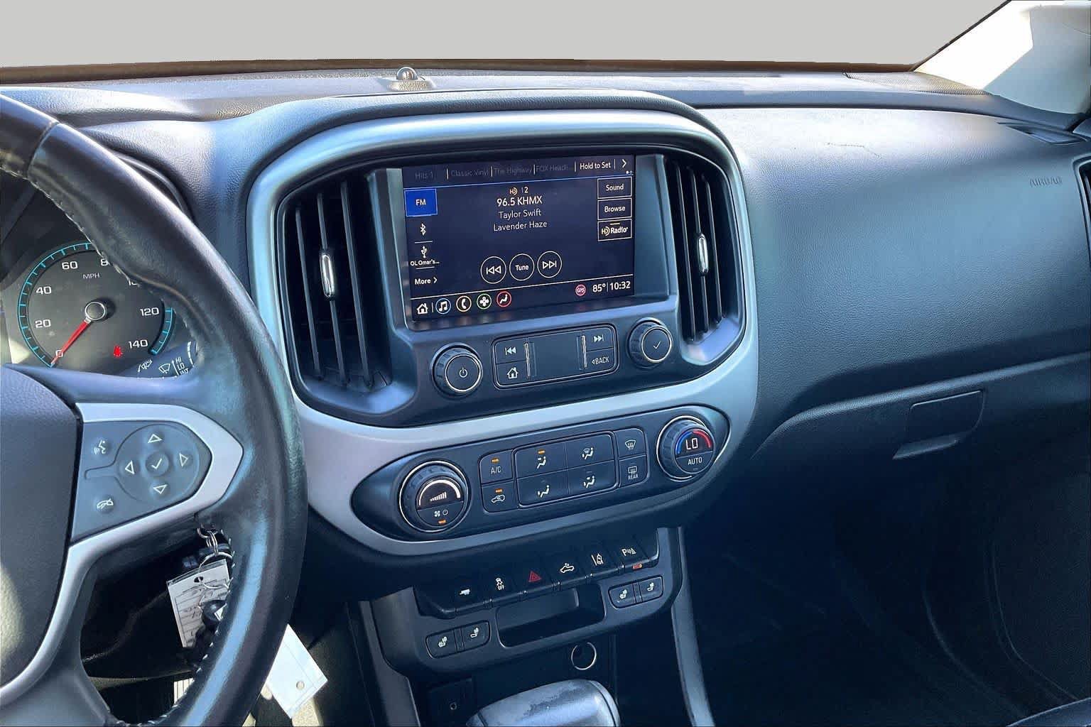 Used 2020 Chevrolet Colorado LT w/ Luxury Package RWD image 7