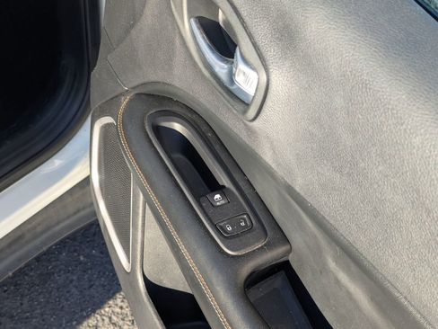 Used 2020 Jeep Compass Latitude image 34