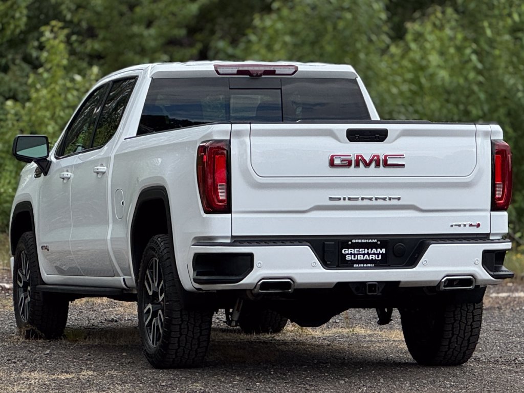 Used 2022 GMC Sierra 1500 AT4 w/ AT4 Premium Package AWD/4WD image 5