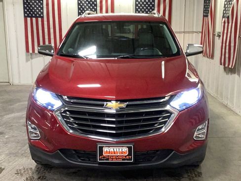 Used 2018 Chevrolet Equinox Premier image 17