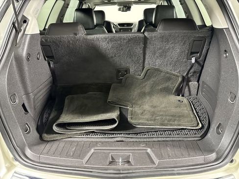 Used 2015 Chevrolet Traverse LTZ image 35