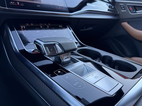 Used 2024 Audi RS Q8 4.0T image 29