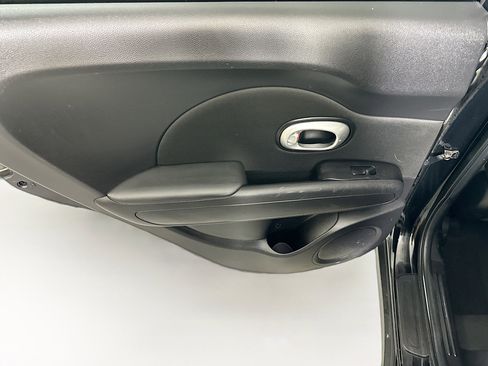 Used 2016 Kia Soul Base w/ Option Group 020 image 24