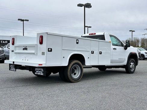 New 2026 GMC Sierra 3500 Pro AWD/4WD image 9