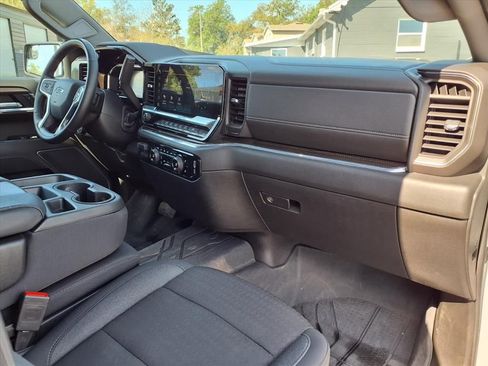 Used 2024 Chevrolet Silverado 1500 RST w/ Dark Appearance Package image 11