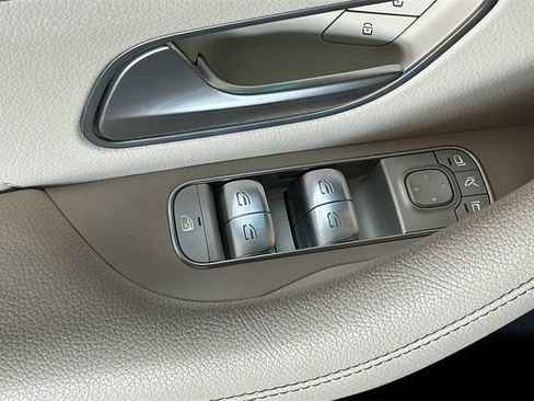 Used 2020 Mercedes-Benz GLE 350 4MATIC image 12