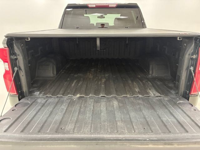 Certified 2021 Chevrolet Silverado 1500 RST w/ Z71 Off-Road Package AWD/4WD image 17