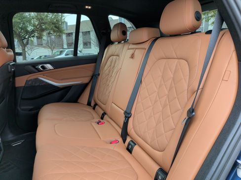 Certified 2023 BMW X5 sDrive40i w/ M Sport Package image 37