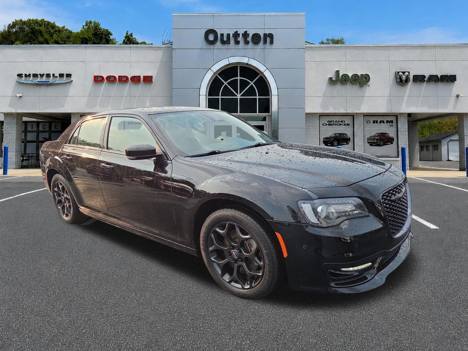 Certified 2022 Chrysler 300 Touring L AWD/4WD image 1