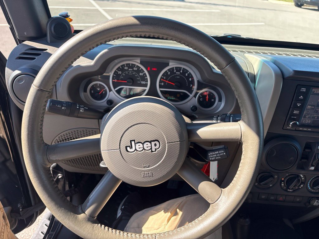 Used 2008 Jeep Wrangler Unlimited Rubicon w/ Dual Top Group AWD/4WD image 46