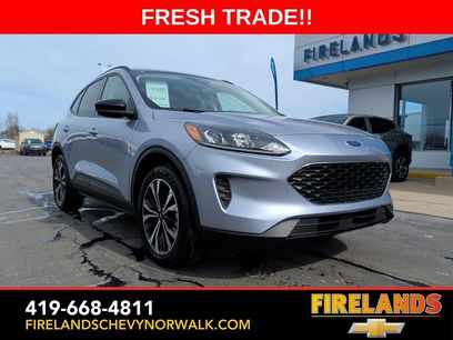 Used 2022 Ford Escape SE w/ SE Sport Appearance Package