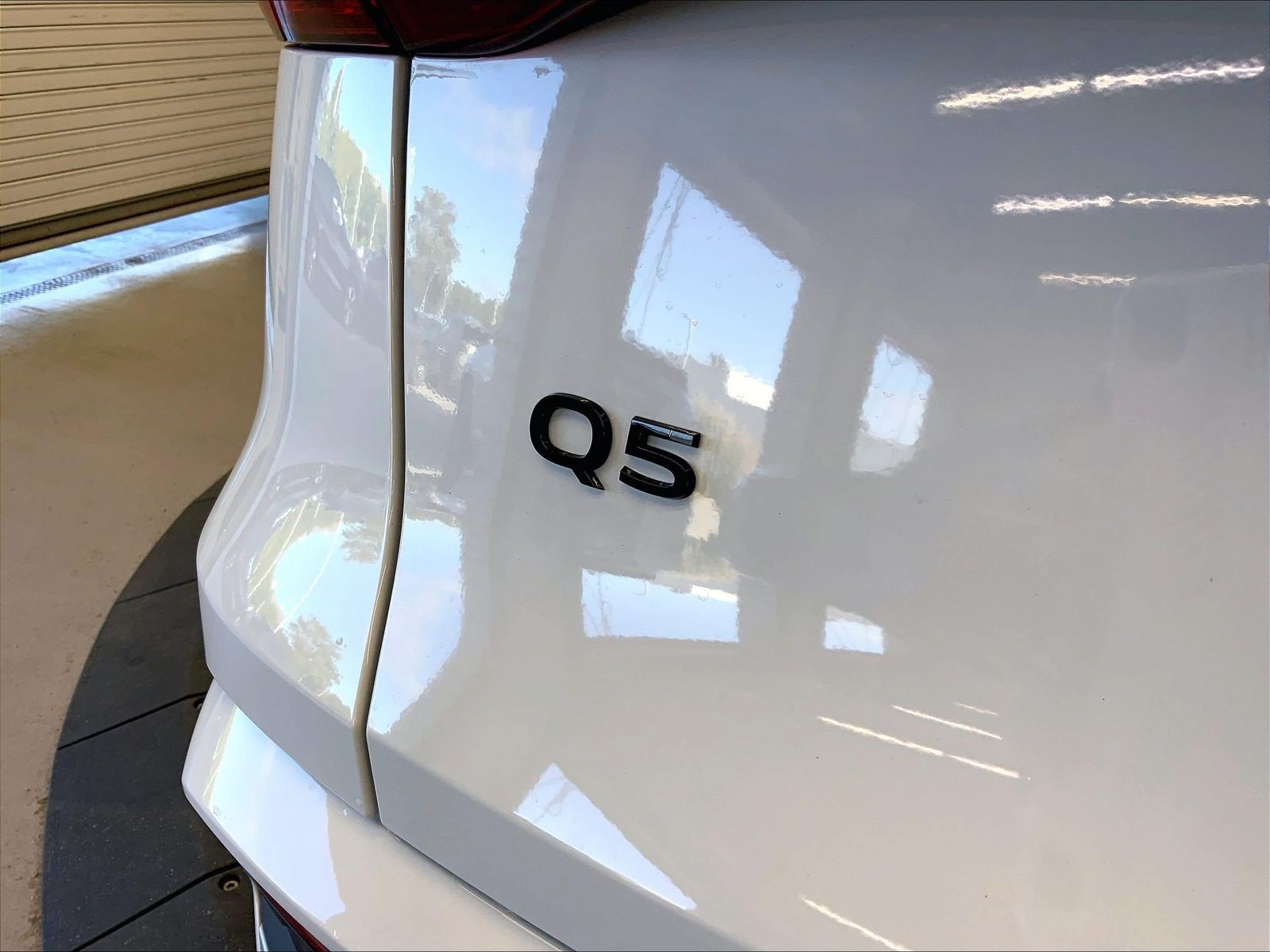 Certified 2025 Audi Q5 Premium Plus w/ Premium Plus AWD/4WD image 7