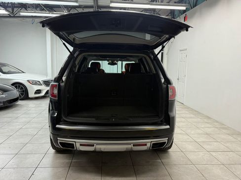 Used 2013 GMC Acadia Denali image 20